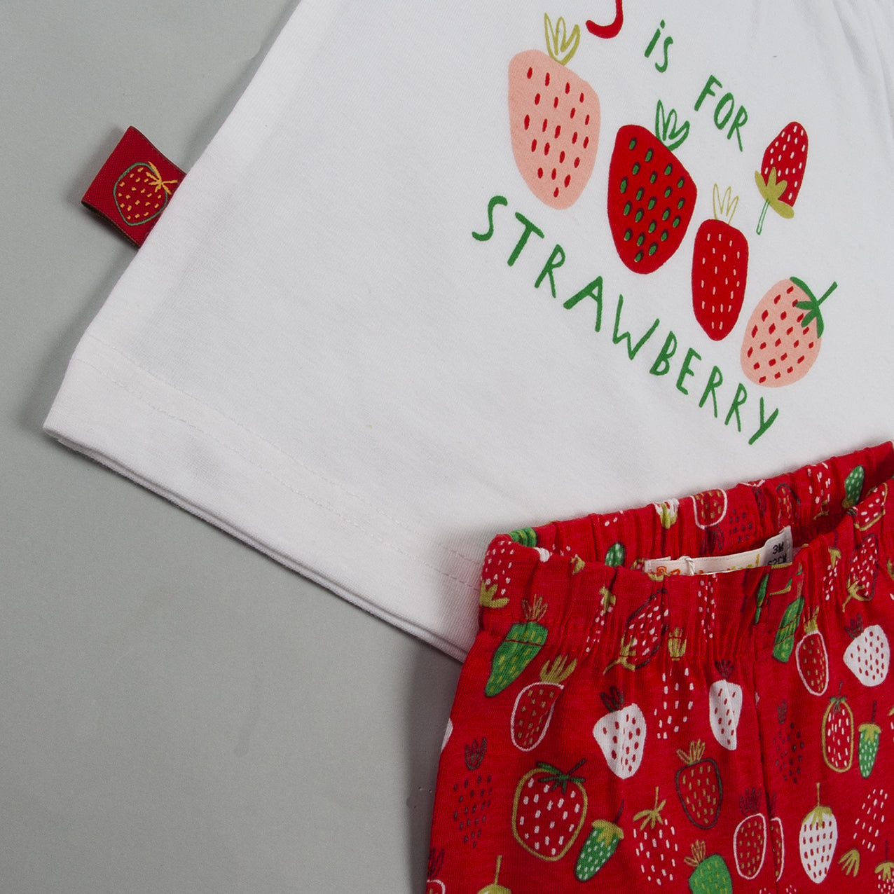 Conjunto Leggings Fresas