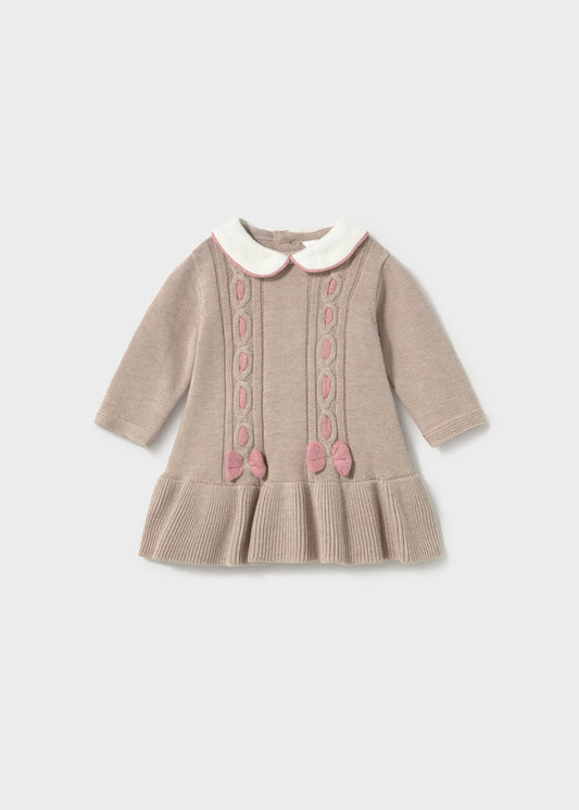 Vestido de Punto Beige para Bebé con Cuello Bobo | Moda Infantil | Mayoral | Sonajero Kids