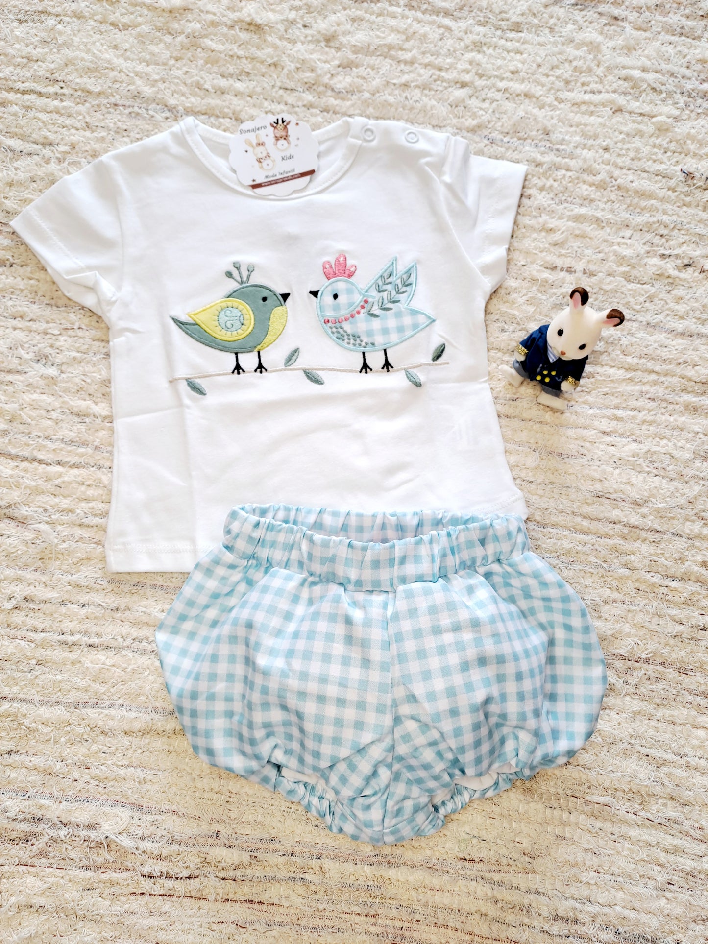 Niño Pajaritos Enamorados