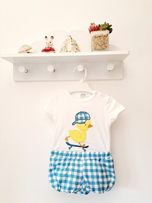 Conjunto Niño Pato Monopatin