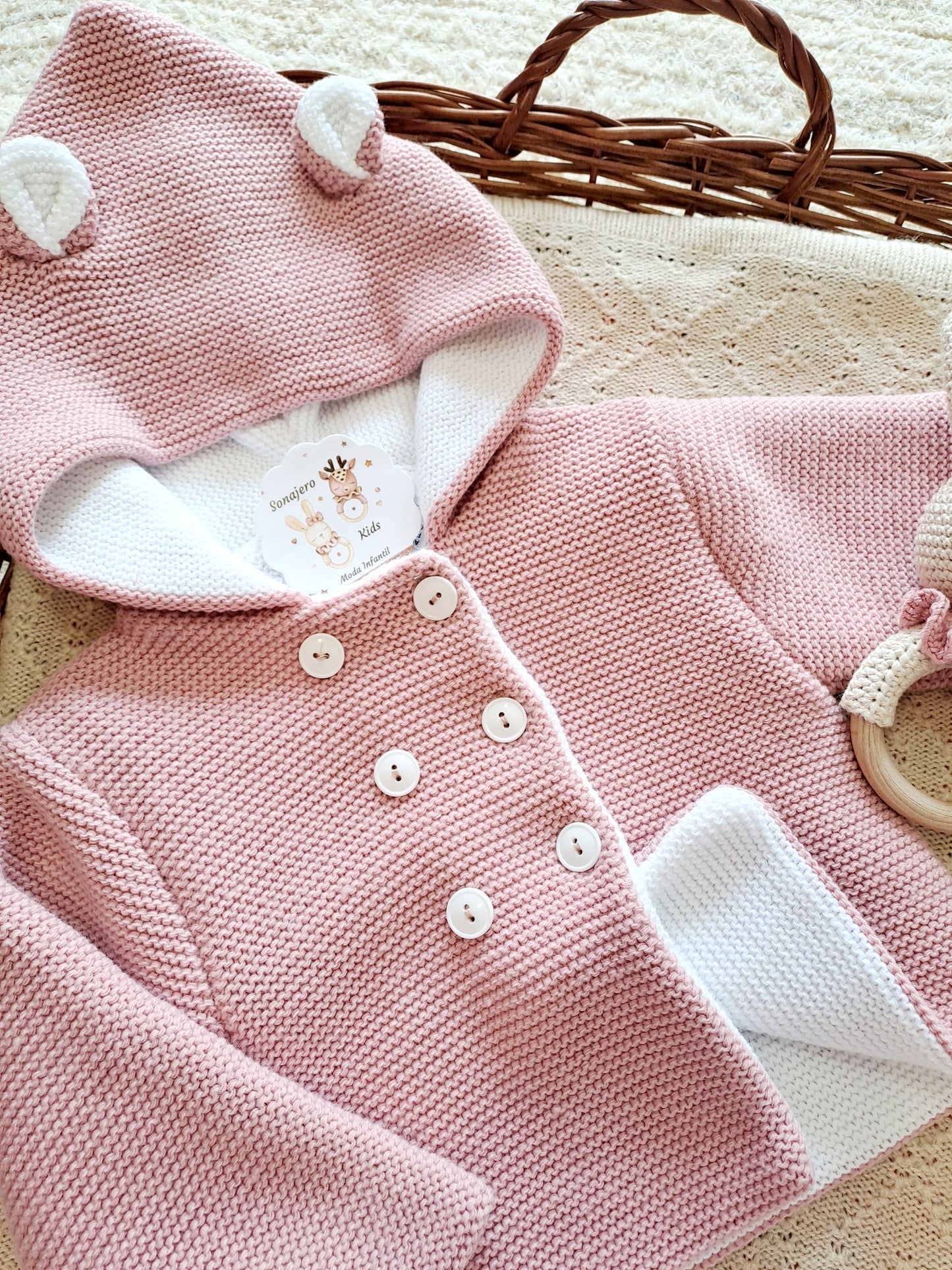 Abrigo Lana Ivan Maquillaje