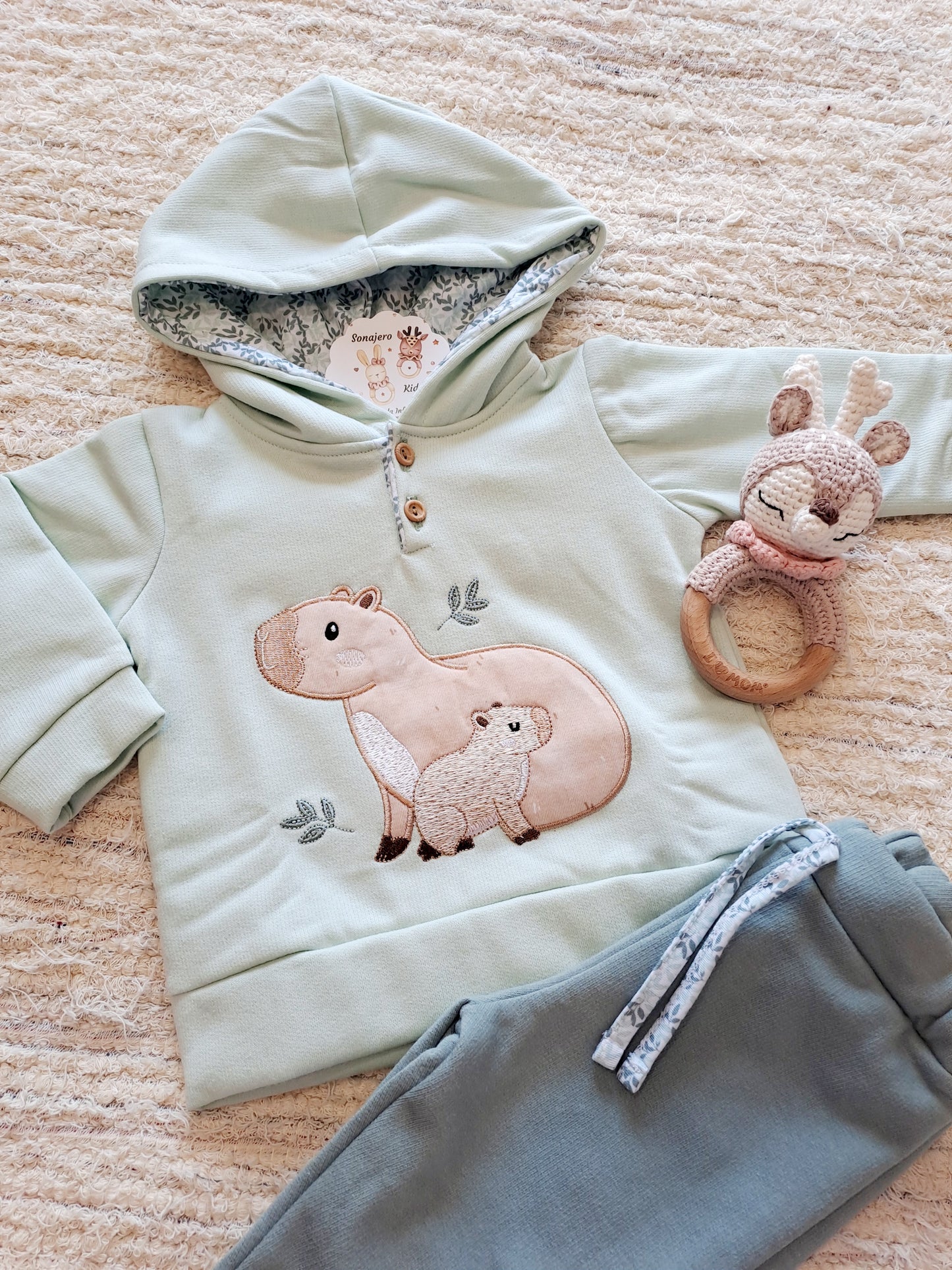 Conjunto Niño Sudadera Capibara