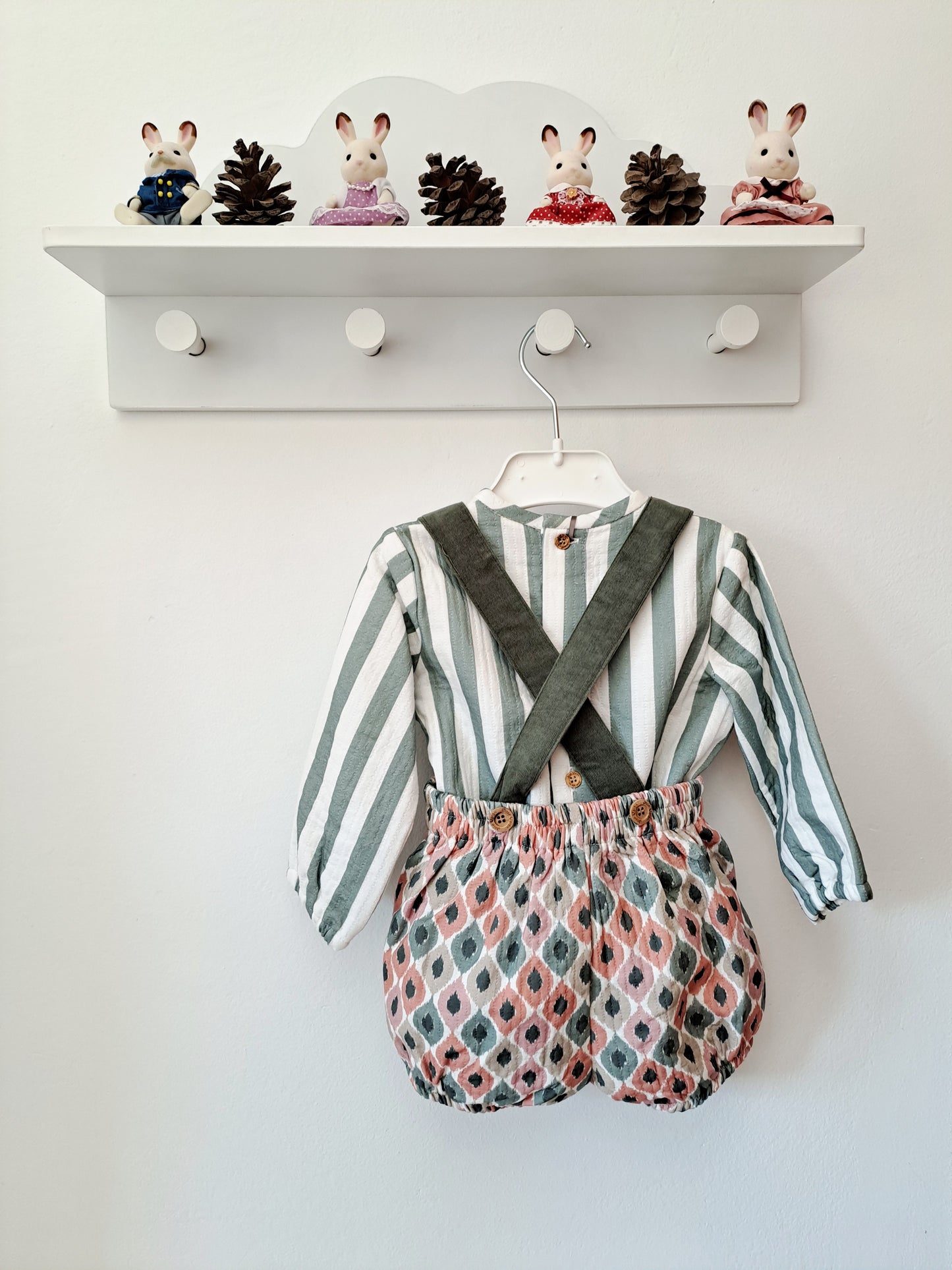 Conjunto Etnica Niño Jose Varon