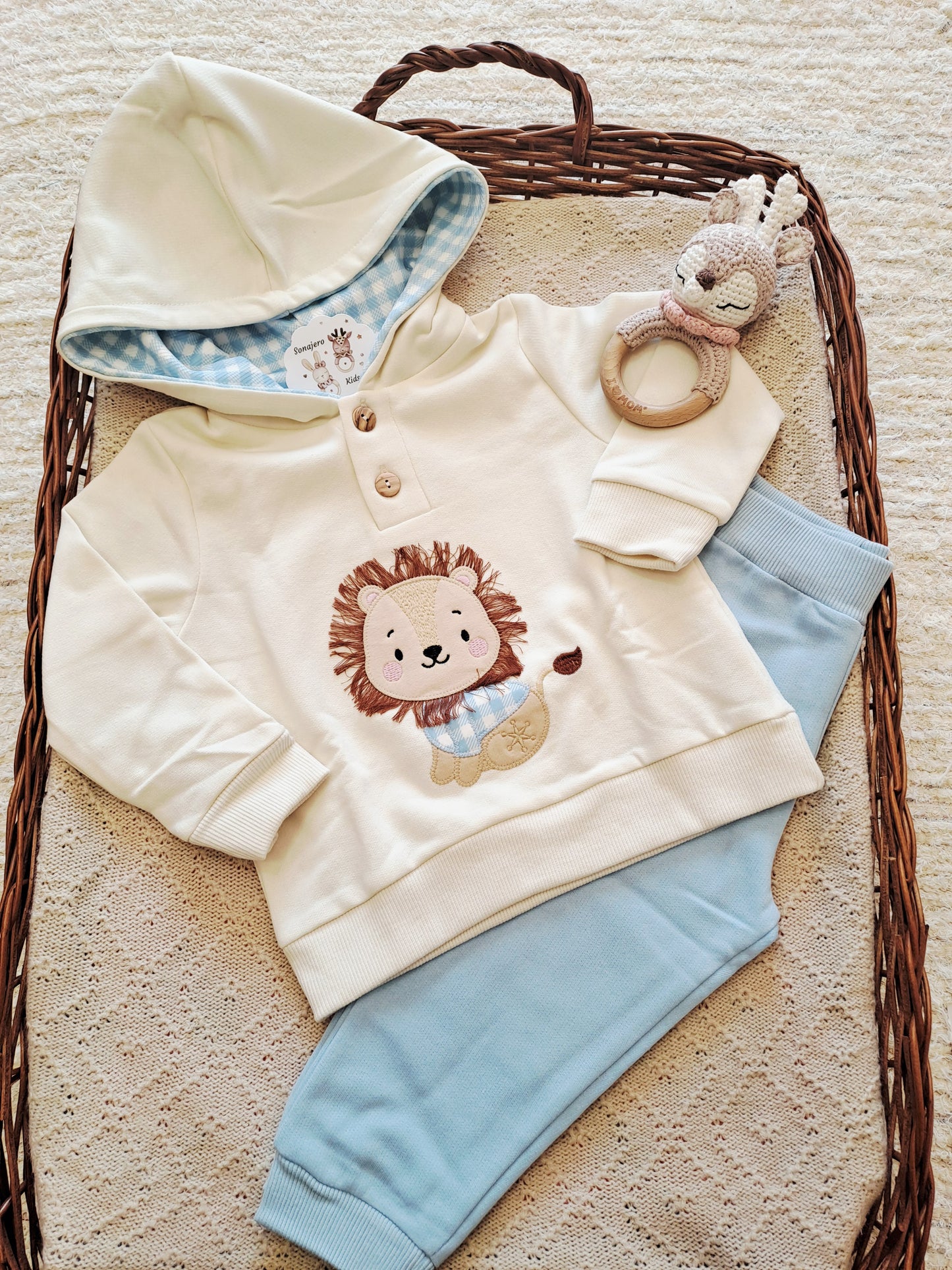 Conjunto Niño Leon