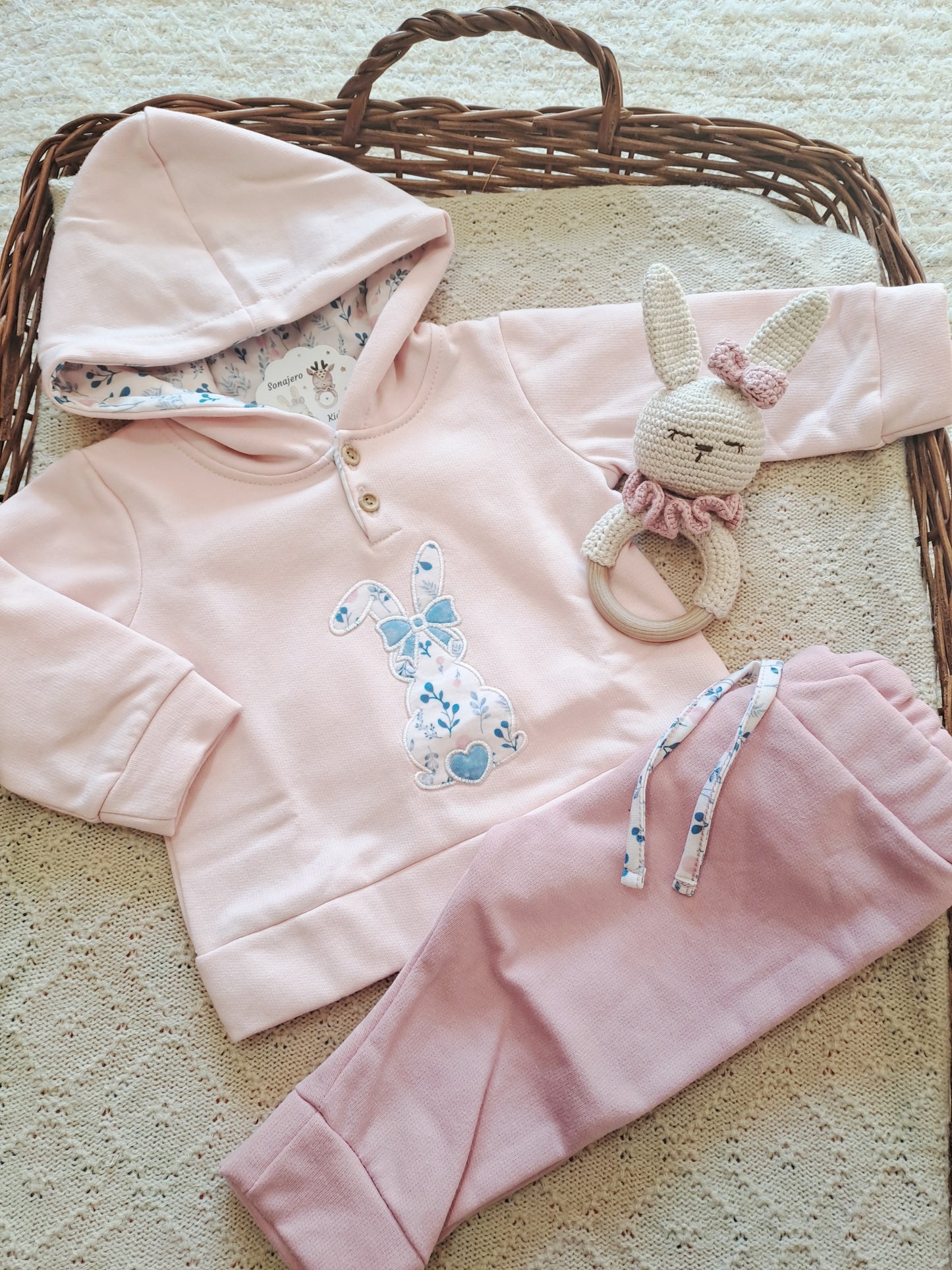 Conjunto Niña Bunny Love