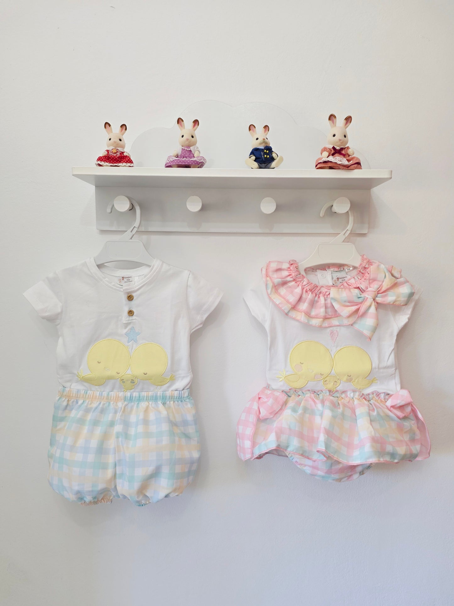 Conjunto Niña Familia Pollitos