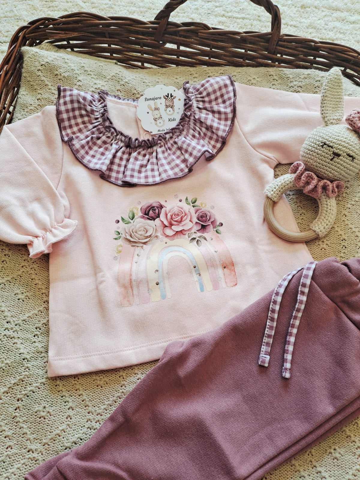 Conjunto Niña Arcoiris Floral