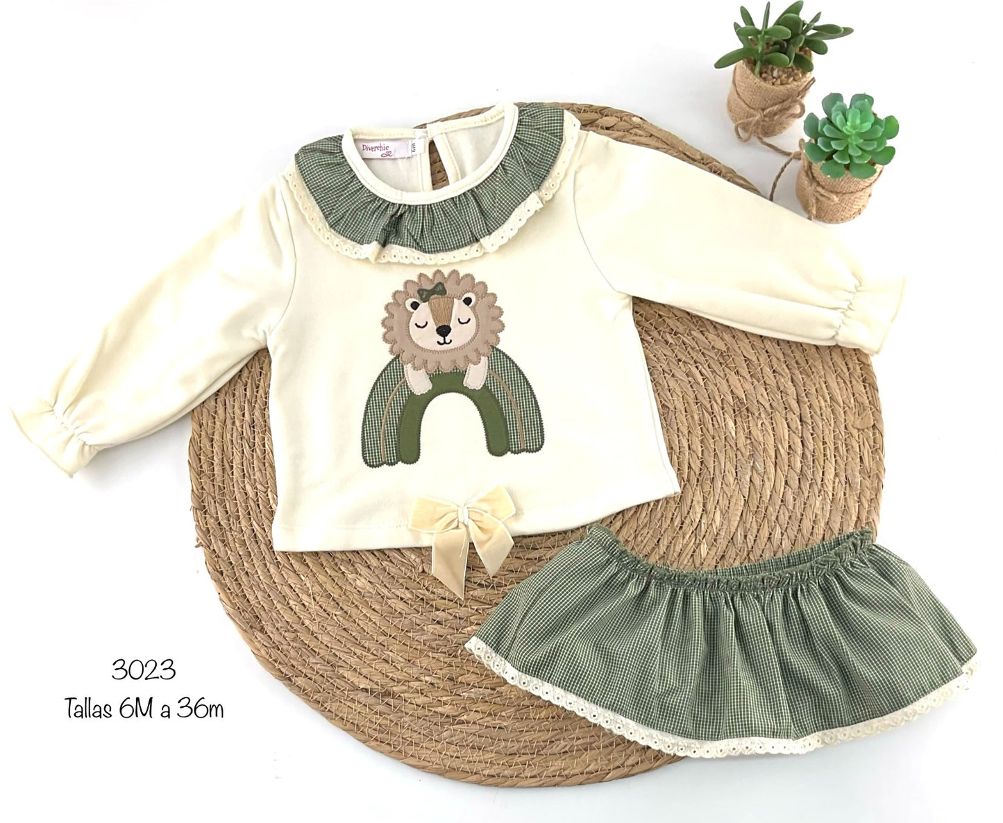 Conjunto Niña Leoncito