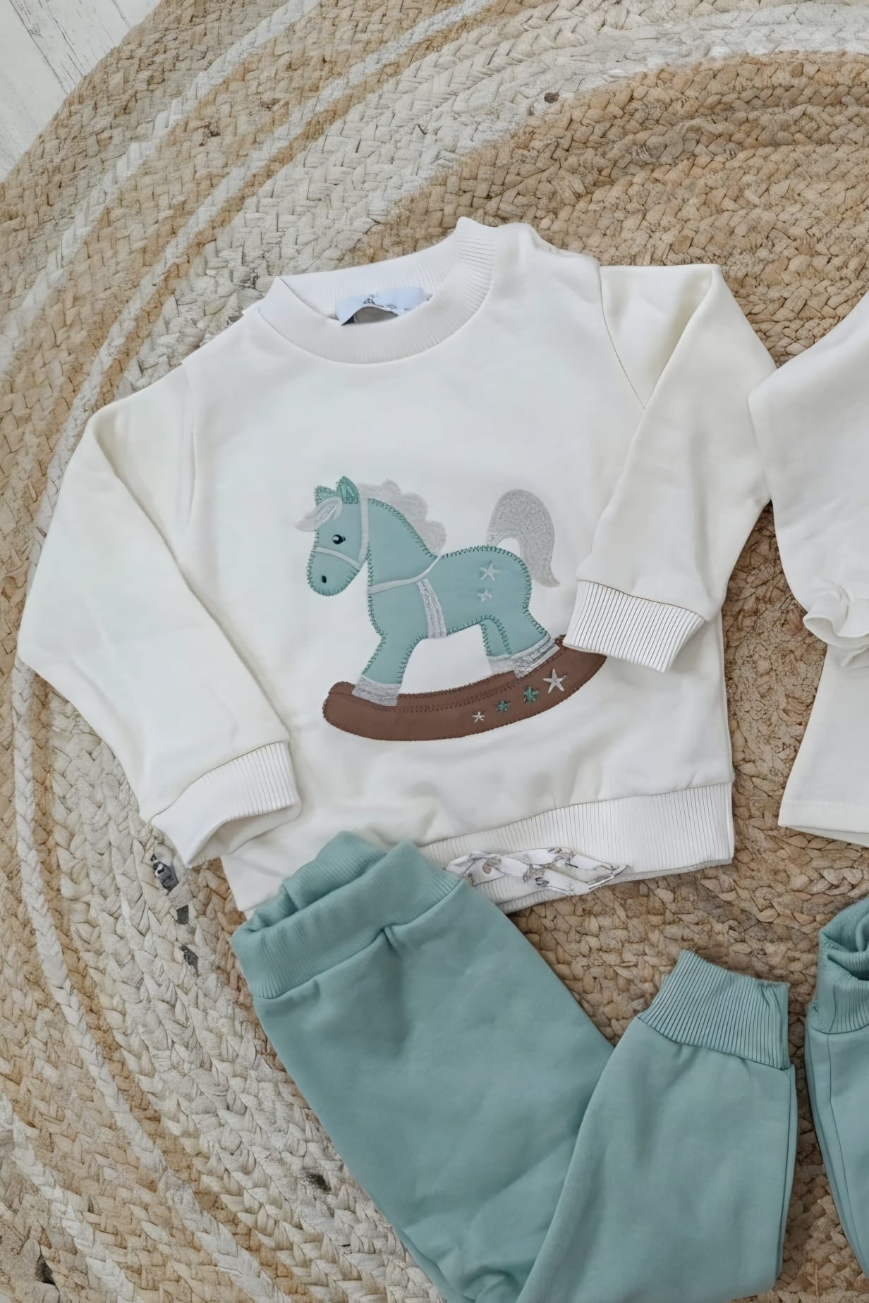 Conjunto Niño Caballito Balancin