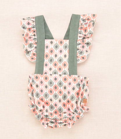 Conjunto Etnica Niña Jose Varon