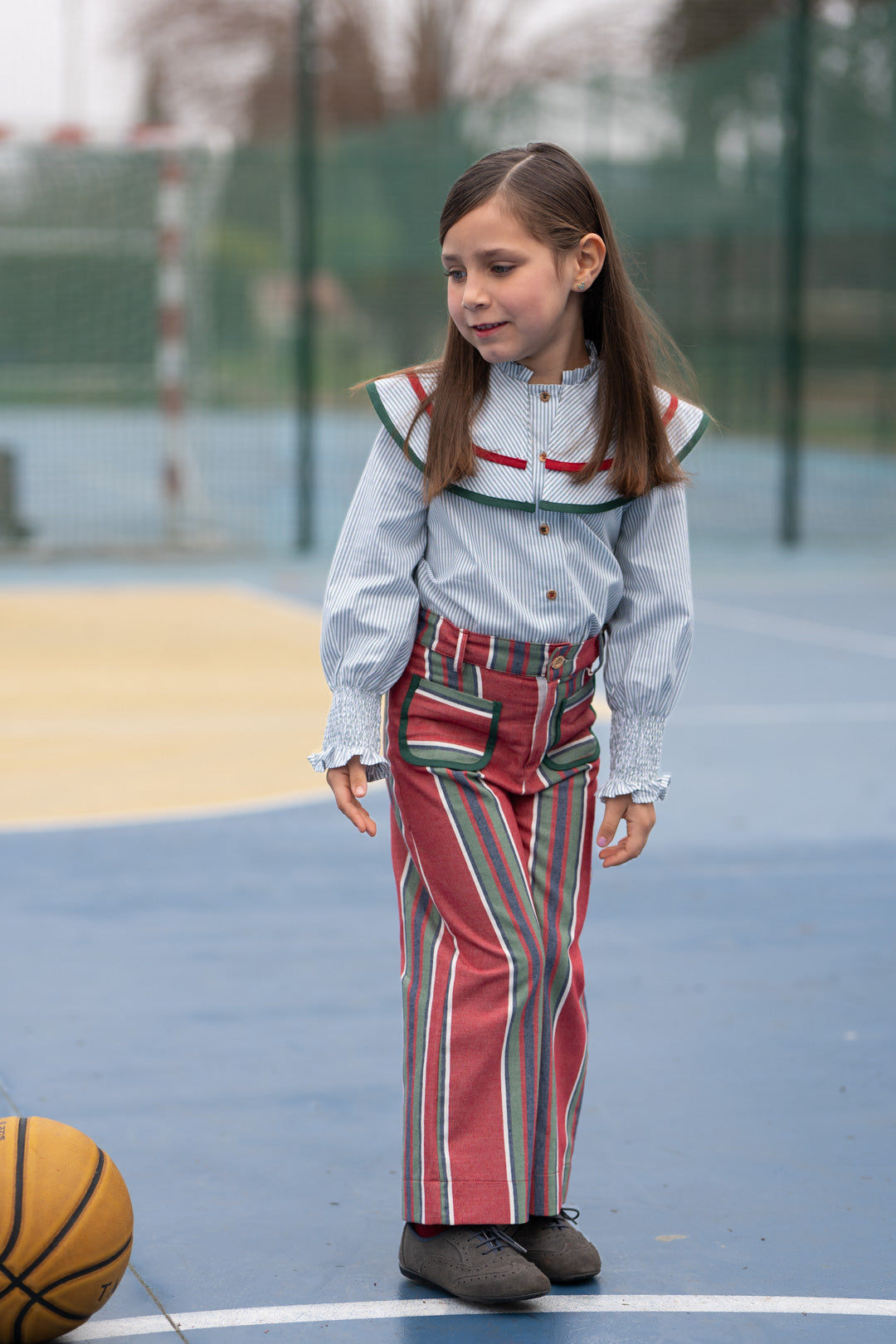 Conjunto de Pantalón a Rayas y Camisa con Cuello Volante | Sonajro Kids | Jose Varon