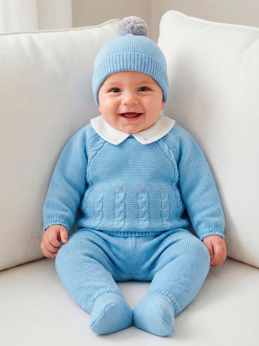 Conjunto de Punto Azul para Bebé con Gorro a Juego | Sonajero Kids