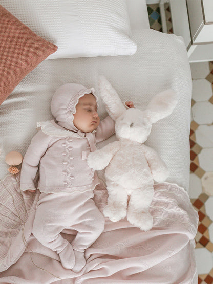 Conjunto 3 Piezas de Punto Rosa para Bebé con Capota | Sonajero Kids