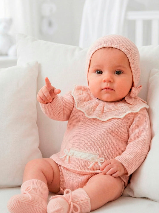 Conjunto de Punto 3 Piezas Rosa con Capota | Moda Infantil | Sonajero Kids