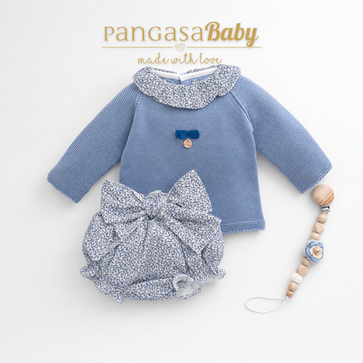 Conjunto de Punto Azul y Braguita Flores Pangasa Baby | Sonajero Kids