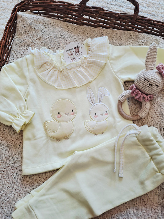 Conjunto Niña Pollitos