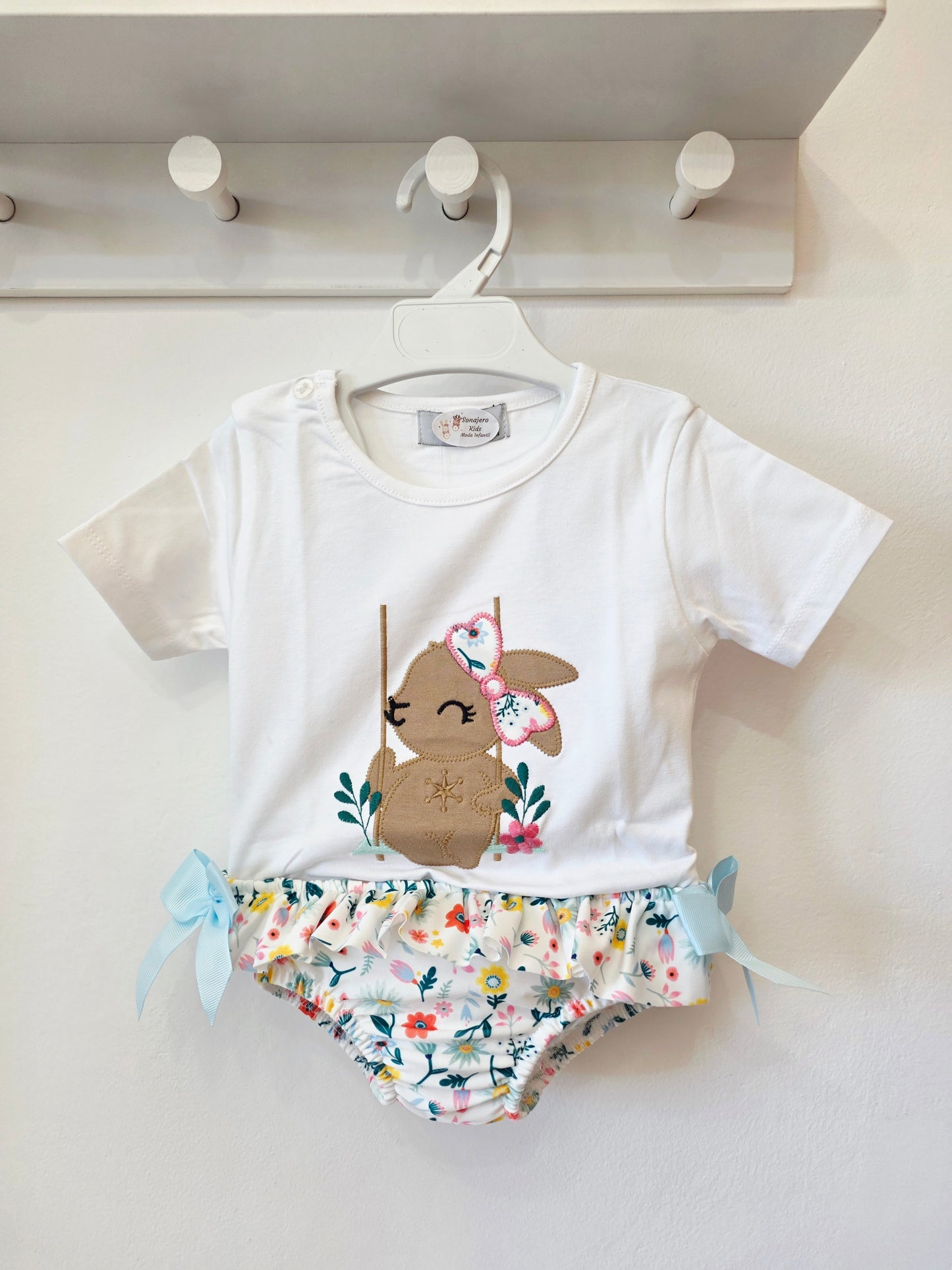 Conjunto Niña Baño Conejo