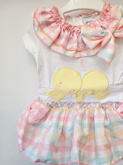 Conjunto Niña Familia Pollitos