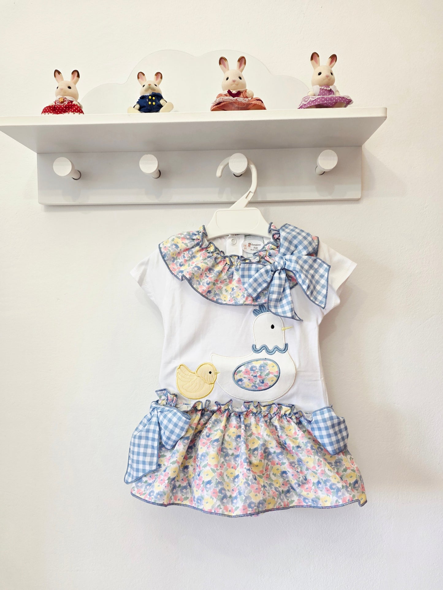 Conjunto Niña Familia Gallina