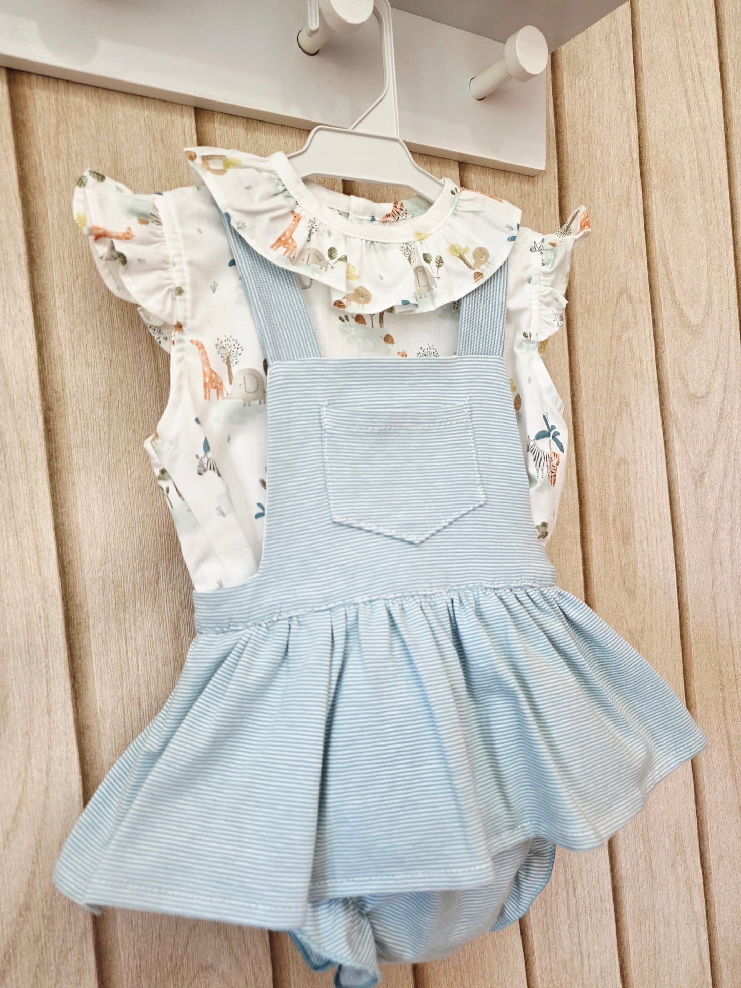 Conjunto Niña Selva Chic