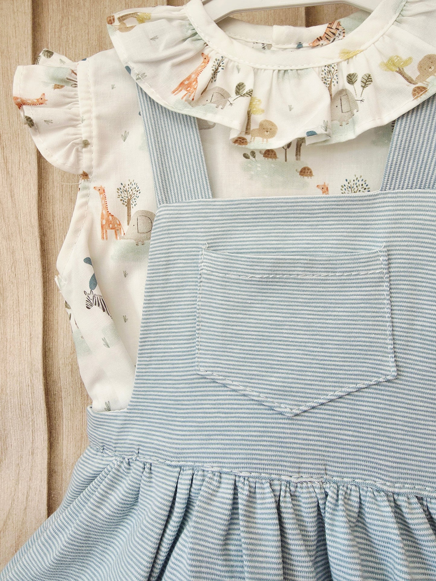 Conjunto Niña Selva Chic