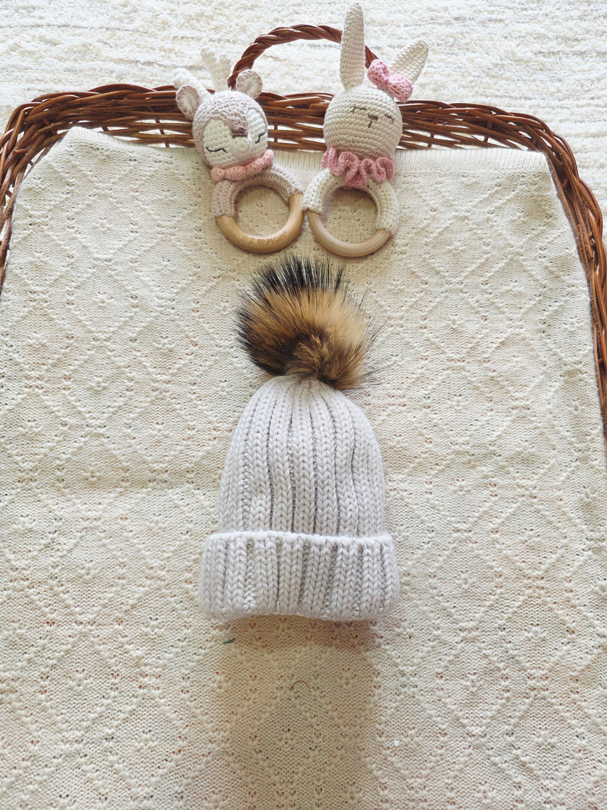 Gorro Pompon Pelo Natural