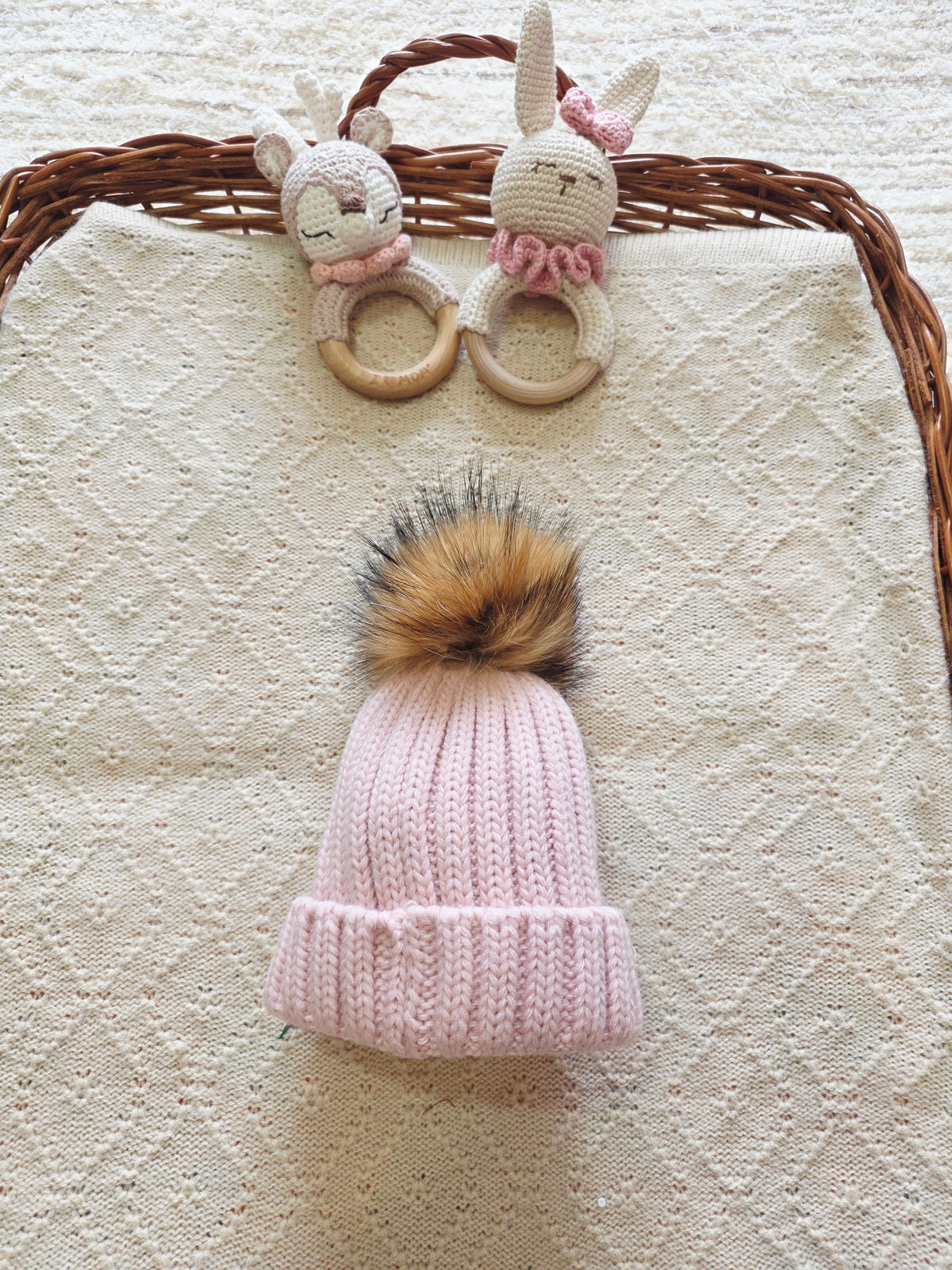 Gorro Pompon Pelo Natural