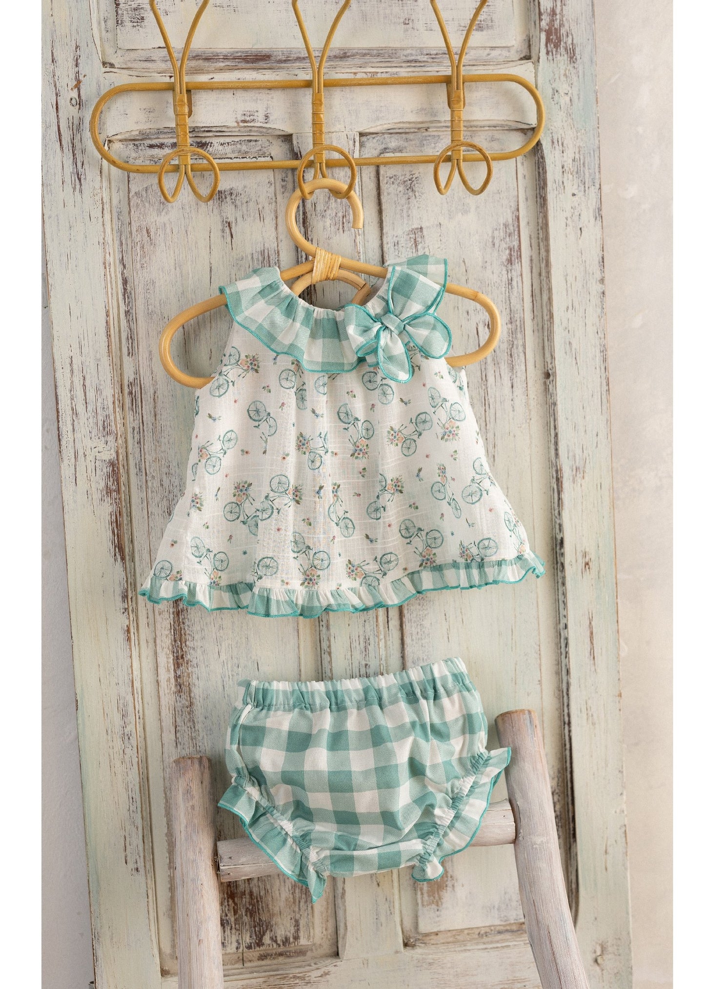 Conjunto Niño Marquesa Pompadour