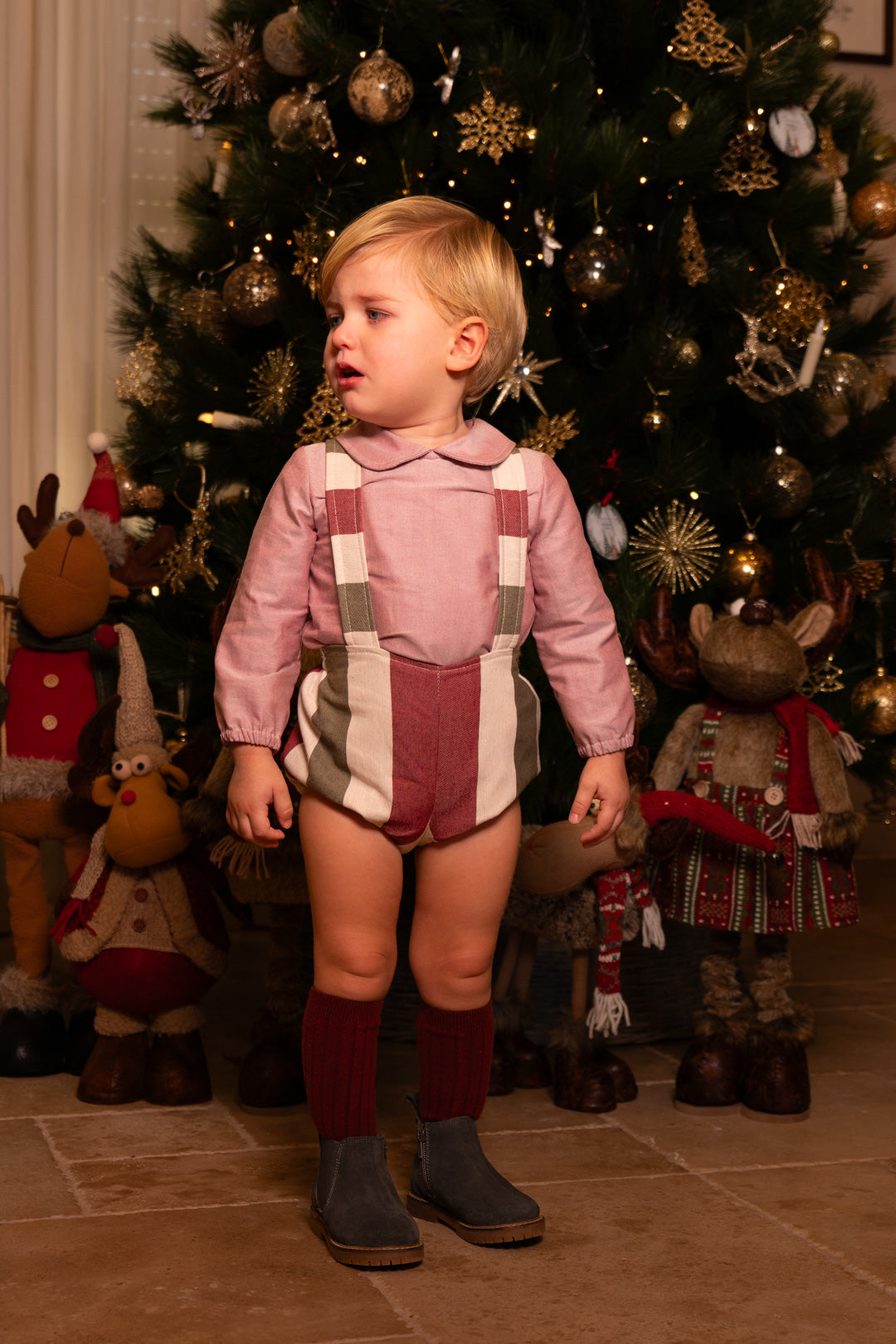 Conjunto de Peto a Rayas y Camisa Rosa para Bebé | Sonajero Kids