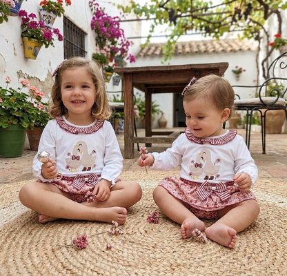 Conjunto Infantil Patitos | Camiseta y Braguita Floral | Sonajero Kids