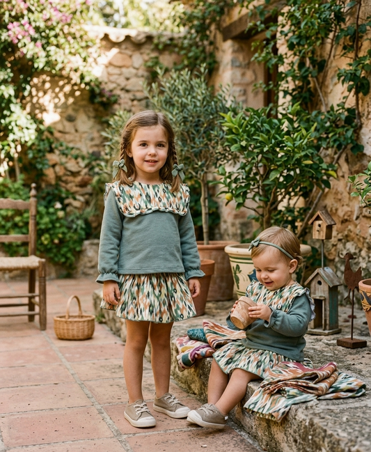 Conjunto Verde Salvia Estampado Ikat Niña | Sonajero Kids