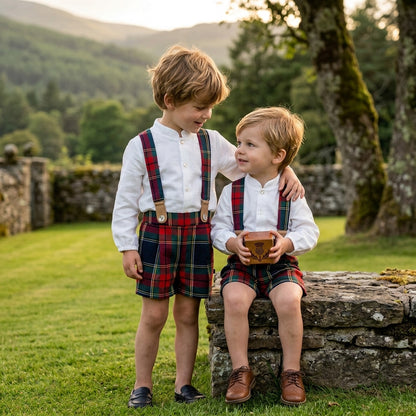 Conjunto Tartán Infantil de Tirantes y Camisa | Moda Infantil Clásica | Sonajero Kids