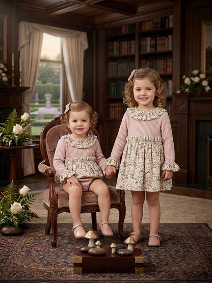 Conjunto Bebé y Niña a Juego: Pelele y Vestido Floral | Sonajero Kids