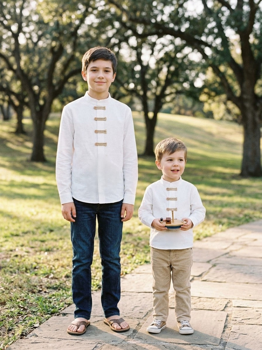 Camisa Blanca Infantil de Lino con Cuello Mao | Varones | Sonajero Kids