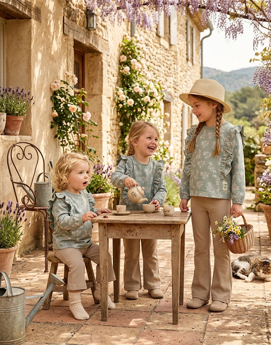 Conjunto Floral con Volantes y Pantalón Acampanado Niña | Moda Infantil | Sonajero Kids