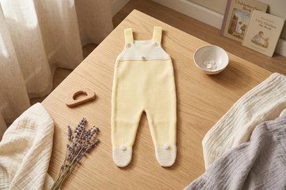 Peto Polaina de Punto Amarillo para Bebé | Moda Infantil | Sonajero Kids