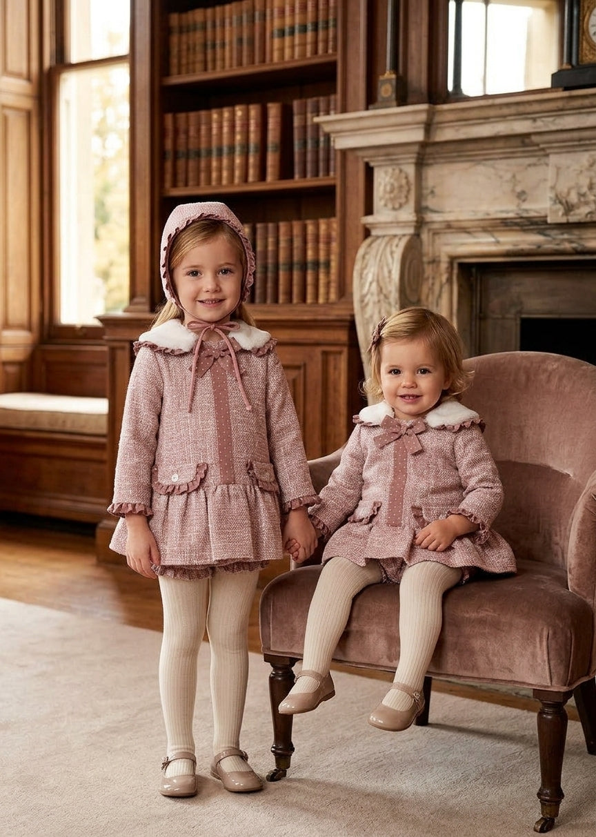 Conjunto de Tweed Rosa para Niña | Elegancia y Estilo Clásico | Sonajero Kids