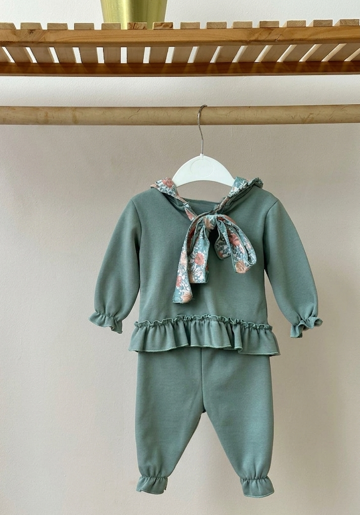 Conjunto Verde Lazo