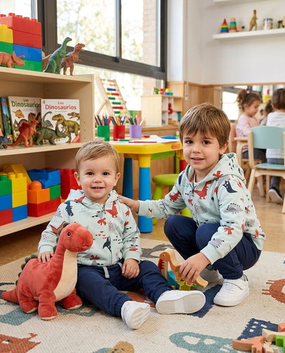 Conjunto Bebé Niño Dinosaurios con Capucha | Sonajero Kids
