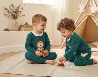 Conjunto Infantil León Verde Bosque | Ropa de Algodón Bebé | Sonajero Kids