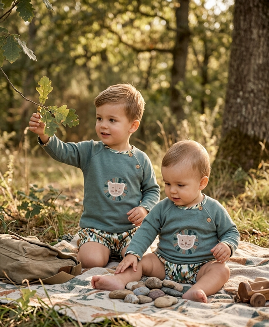 Conjunto Bebé León Verde Salvia y Braguitas Ikat | Moda Infantil | Sonjero Kids