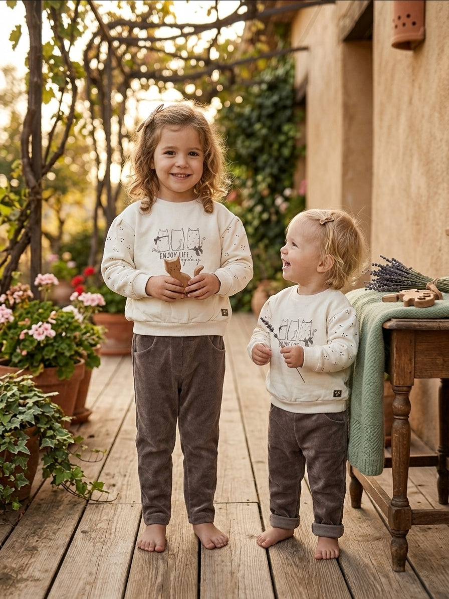 Conjunto Infantil de Sudadera y Pantalón de Pana | Moda Infantil | Sonajero Kids