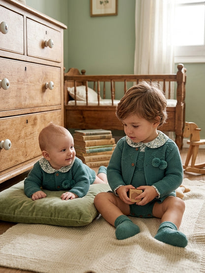 Conjunto Ranita Punto Verde Pato y Cuello Flores | Moda Infantil | Sonajero Kids