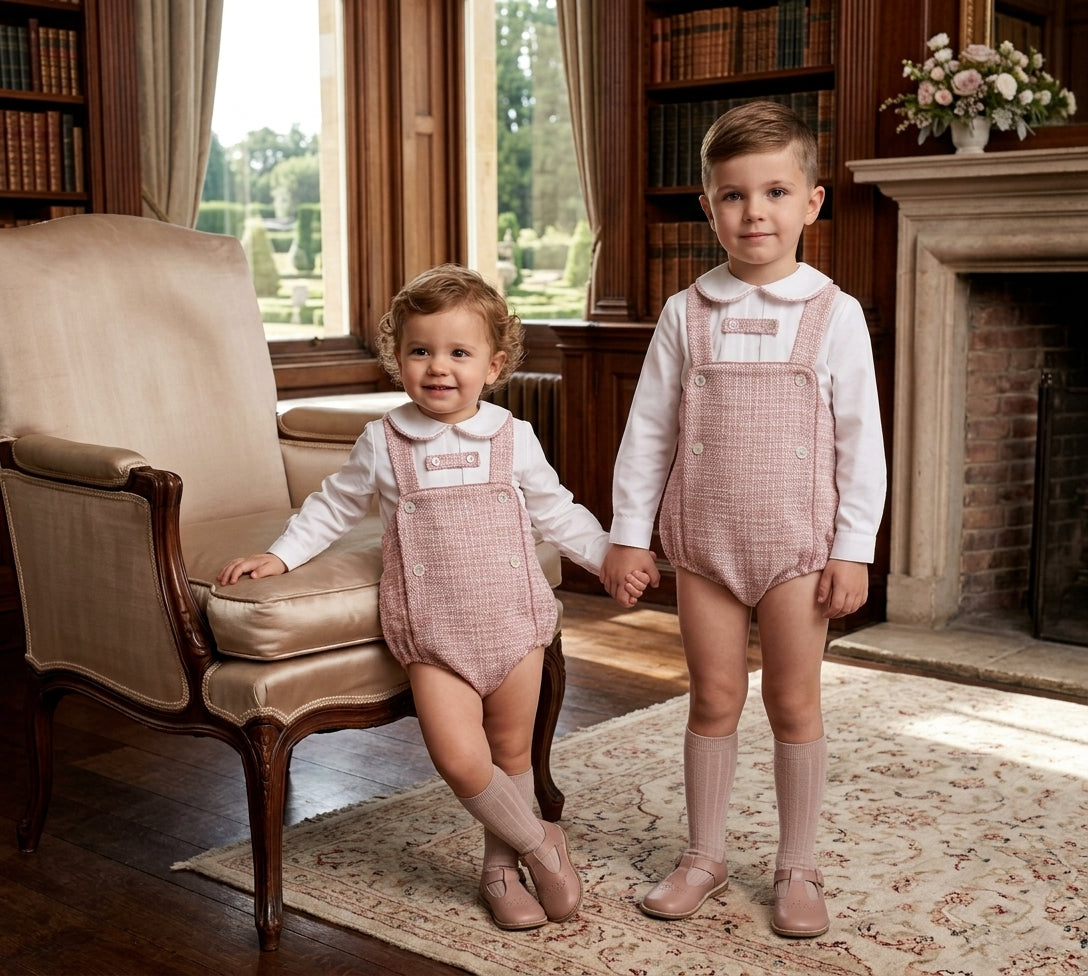 Conjunto Bebé Tweed Rosa y Camisa Cuello Bebé | Moda Infantil   | Sonajero Kids