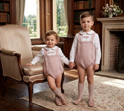 Conjunto Bebé Tweed Rosa y Camisa Cuello Bebé | Moda Infantil   | Sonajero Kids