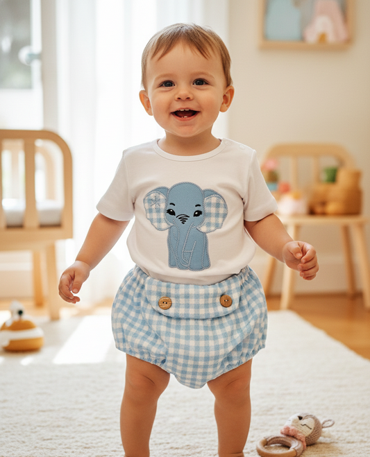 Niño Elefante Celeste