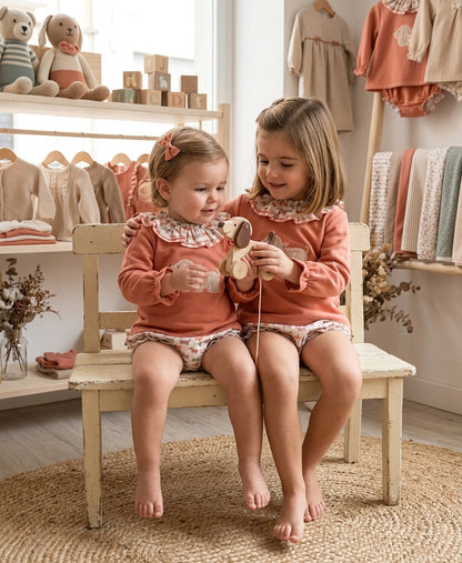 Conjunto Pololo Dog Coral Niña | Sonajero Kids