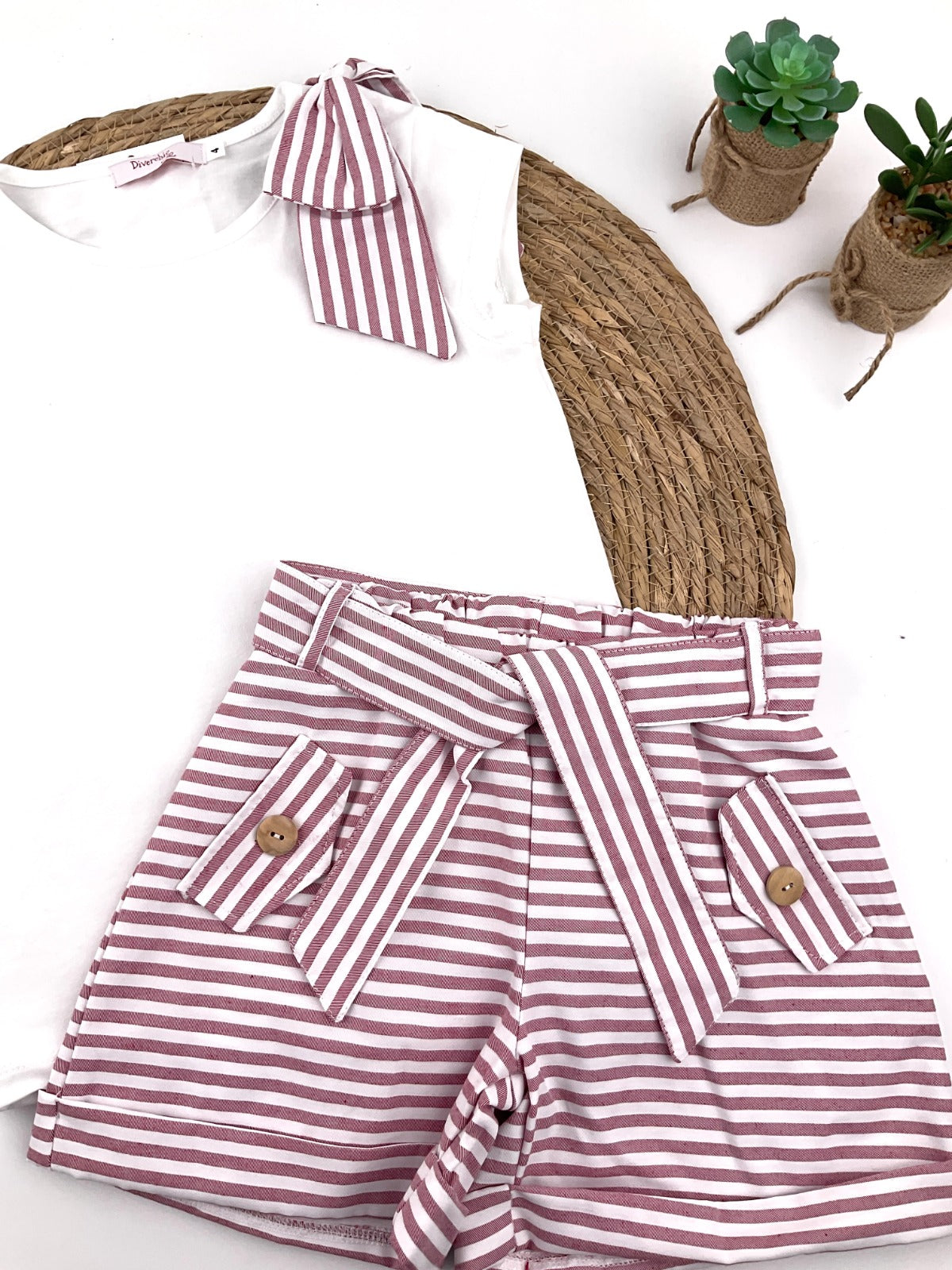 Conjunto Short Bandas Rojas