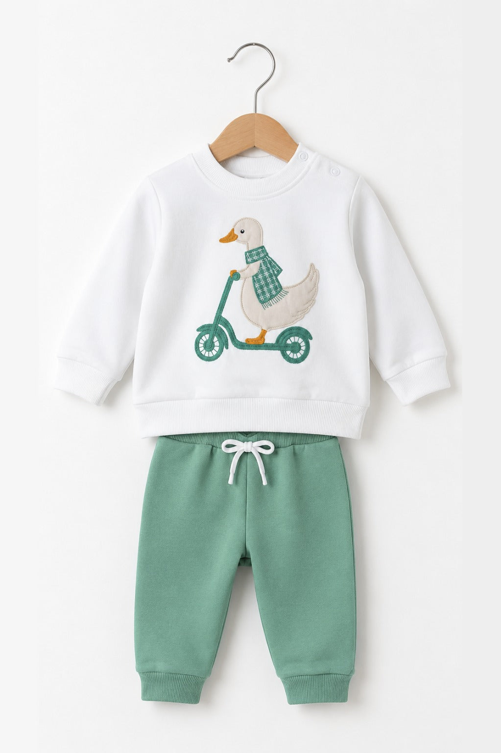 Conjunto Pato Bufanda Verde