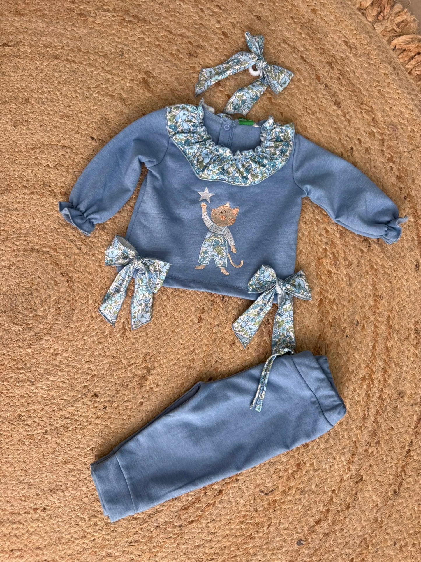 Conjunto Gato Estrella Niña